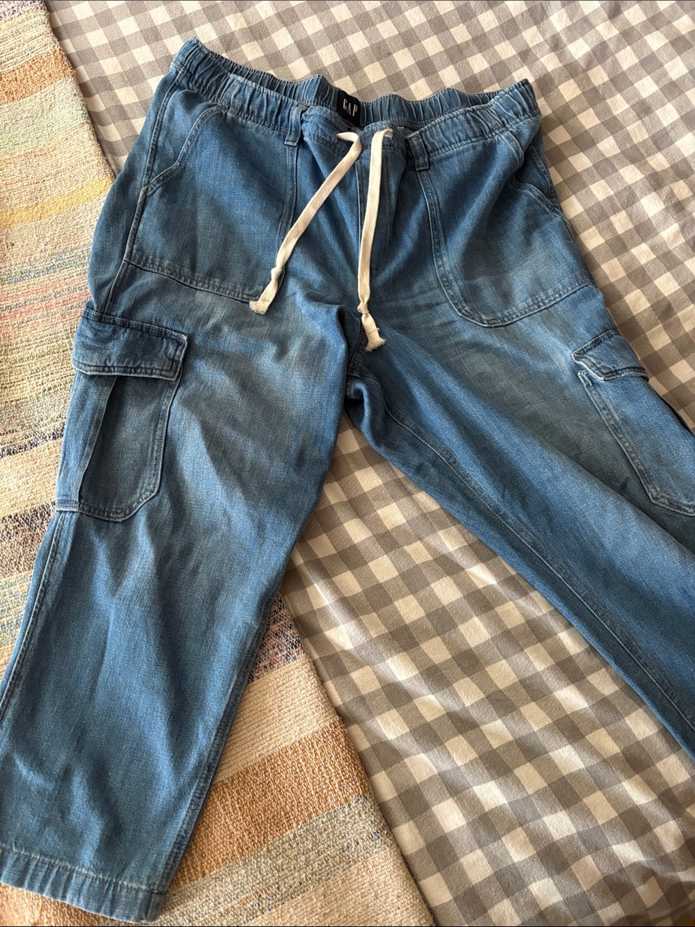 GAP Women’s Light Blue Denim Cargo Jogger Pants